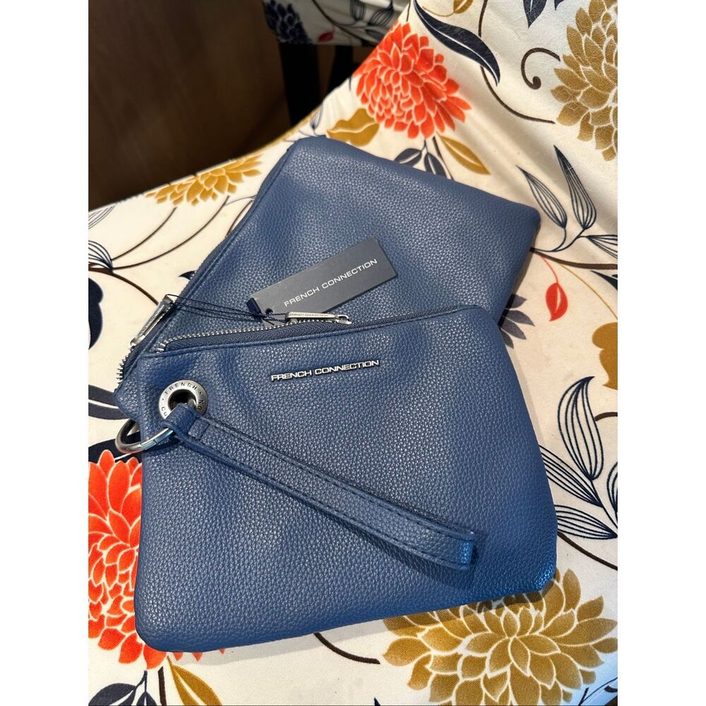 NWT French Connection dual pouches wristlet - Picture 2 of 8